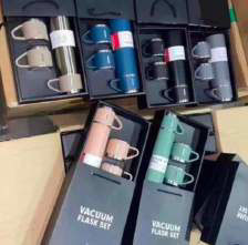 Vacuum Flask Set (Gift Box)